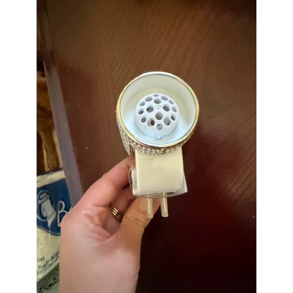 Bath & Body Works Wallflower - Picture 3 of 3